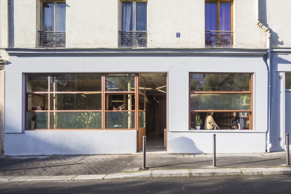 offices in former workshops by nicola spinetto architectes