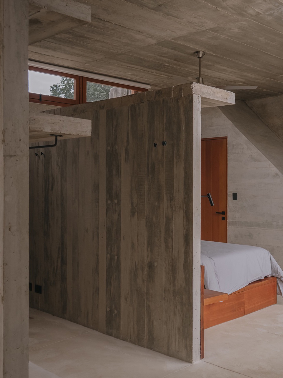Casa Soskil by Ludwig Godefroy architect