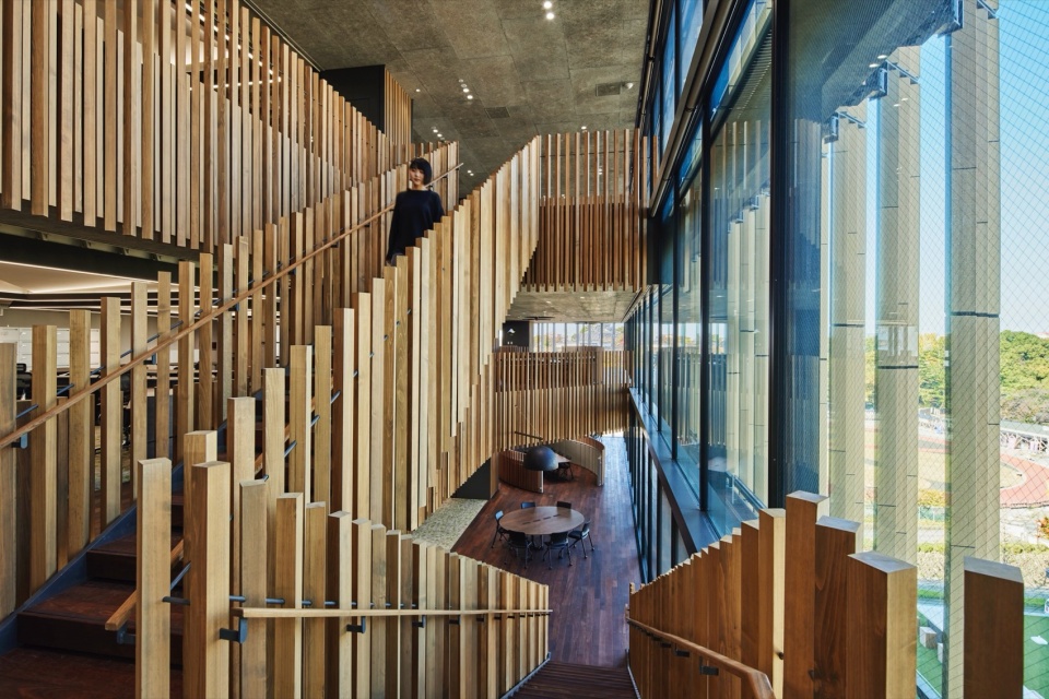 Hamamatsu Iwata Credit Union Head Office and Main Branch by Nikken Sekkei