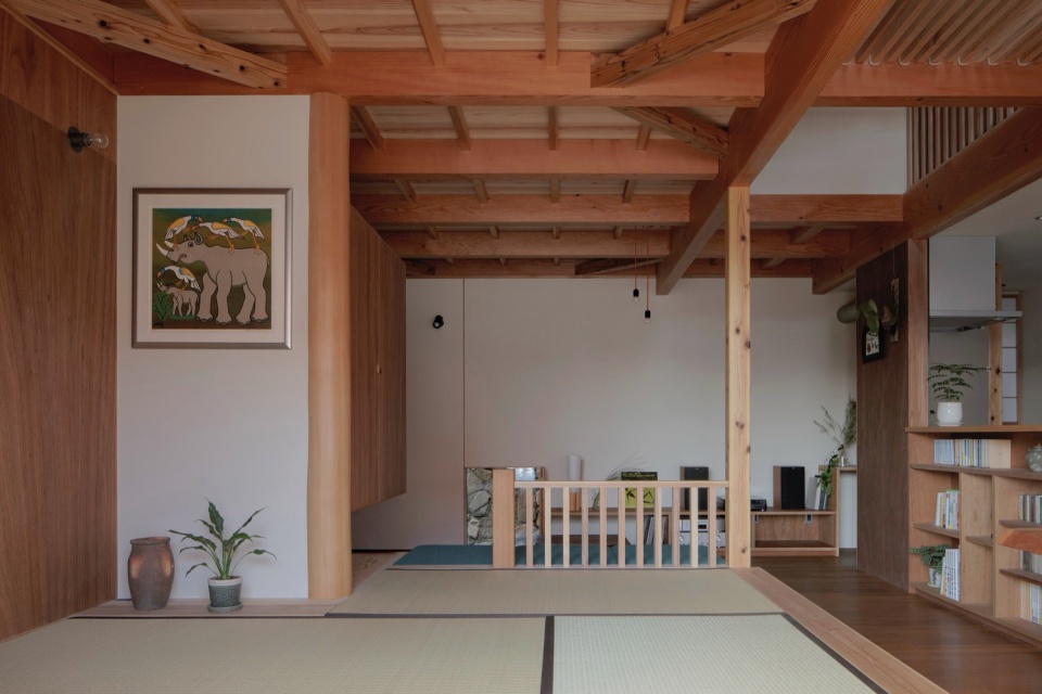 House in Saidera by Akio Isshiki Architects