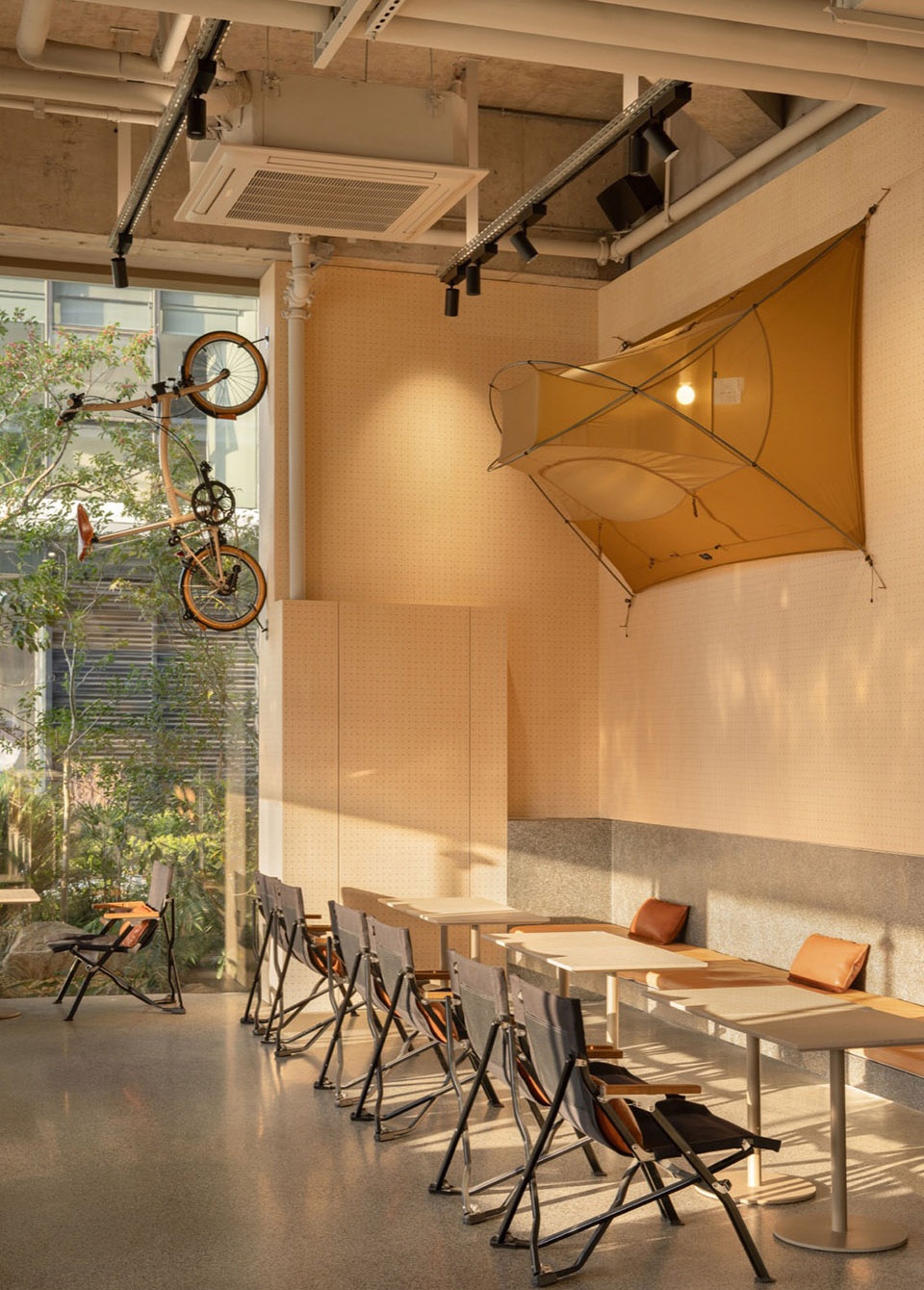 CEOL OFF in Qincheng Park by Hangzhou Guantang Interior Design Co Ltd 42g