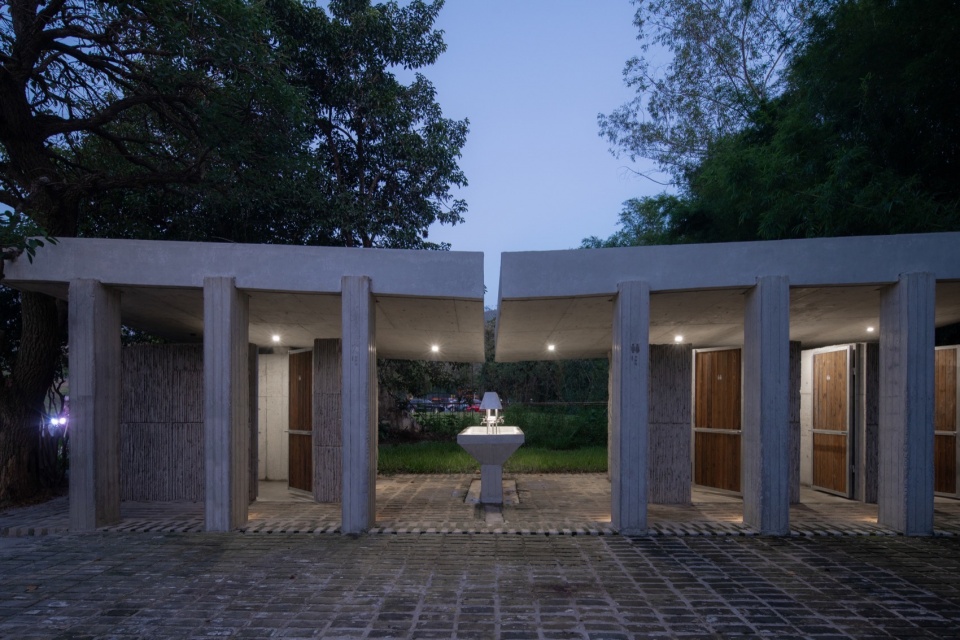 Noon Repose Pavilion by CLAB Architects