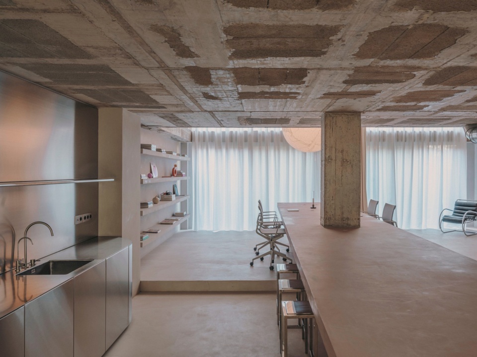 Reisinger Studio by Isern Serra