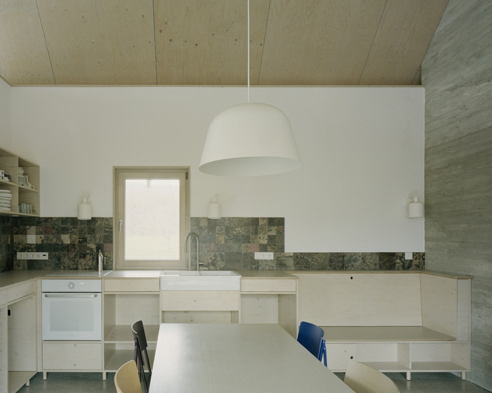House and Beeyard by OKKA Architects