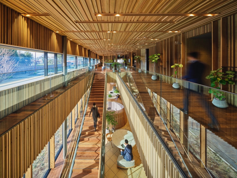 Hamamatsu Iwata Credit Union Head Office and Main Branch by Nikken Sekkei