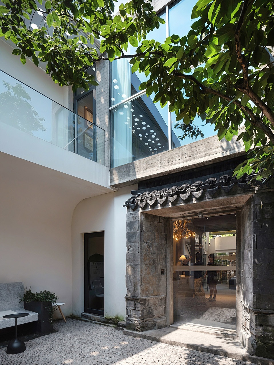 Blossoms Study Zhongjin Lane Renovation by SDTD