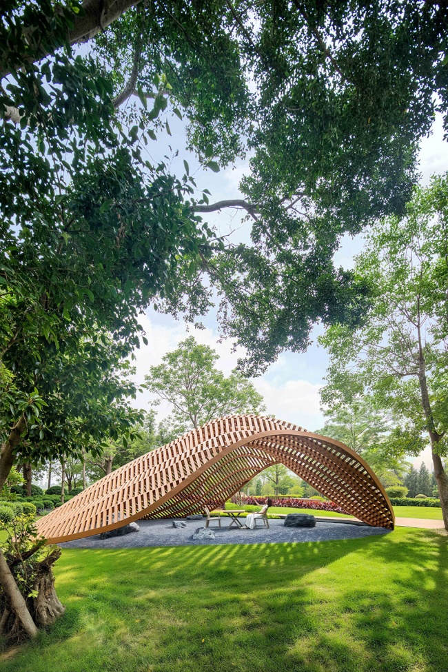 JE Furniture HQ by M Moser Associates