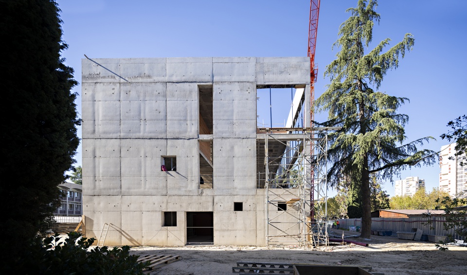 Library of the French Lycée IN MADRID