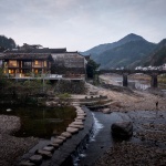 江边的老屋更新，浙江遂昌 / 参照建筑 + 离宅半米