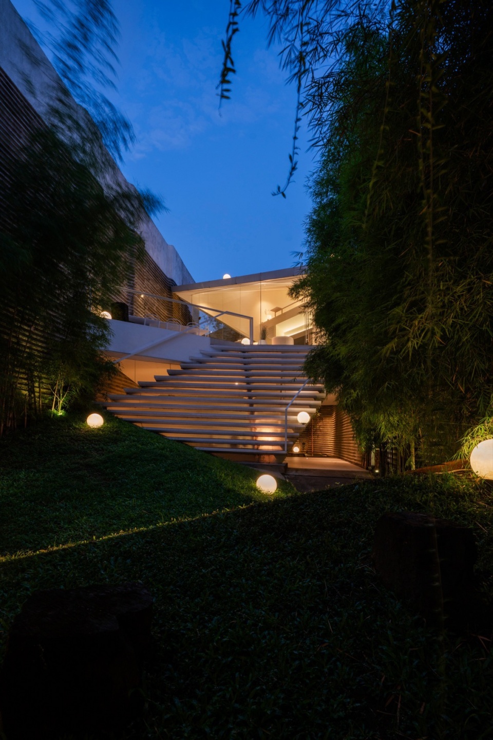 folded rooms garden by radar