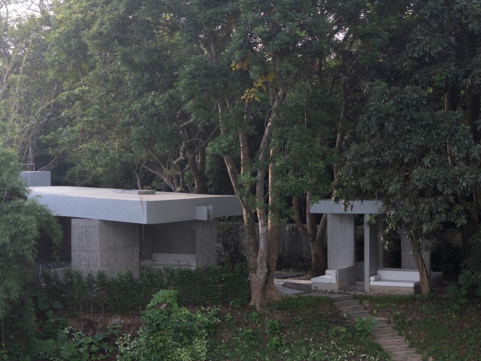 Noon Repose Pavilion by CLAB Architects