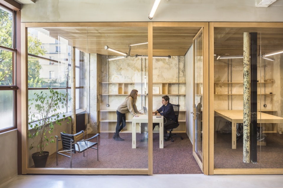 offices in former workshops by nicola spinetto architectes