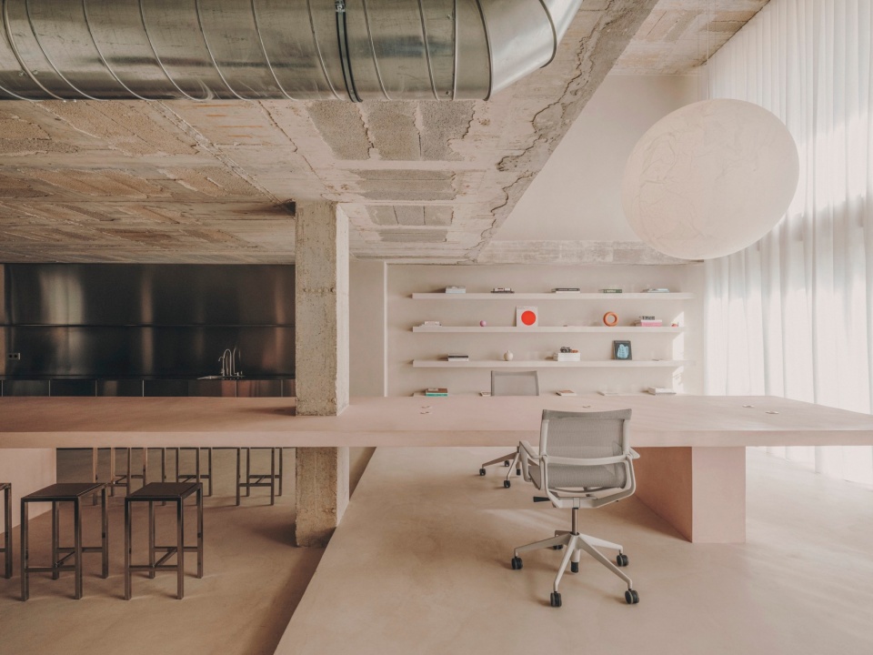 Reisinger Studio by Isern Serra