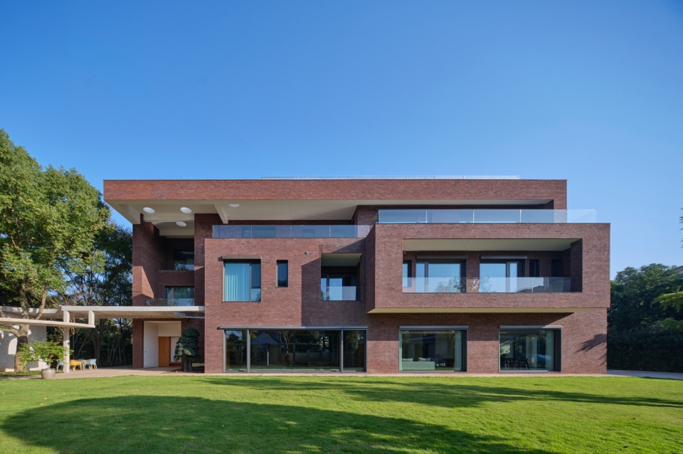 Chen Residence Changsha by Leeko Architects