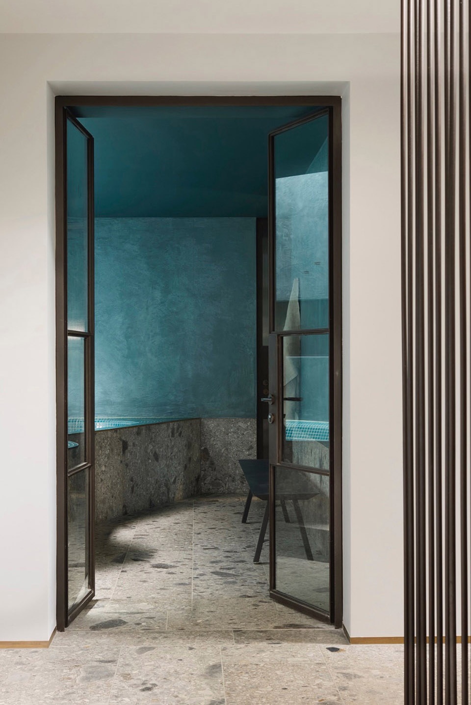 Hidden Home by Luigi Rosselli Architects nva