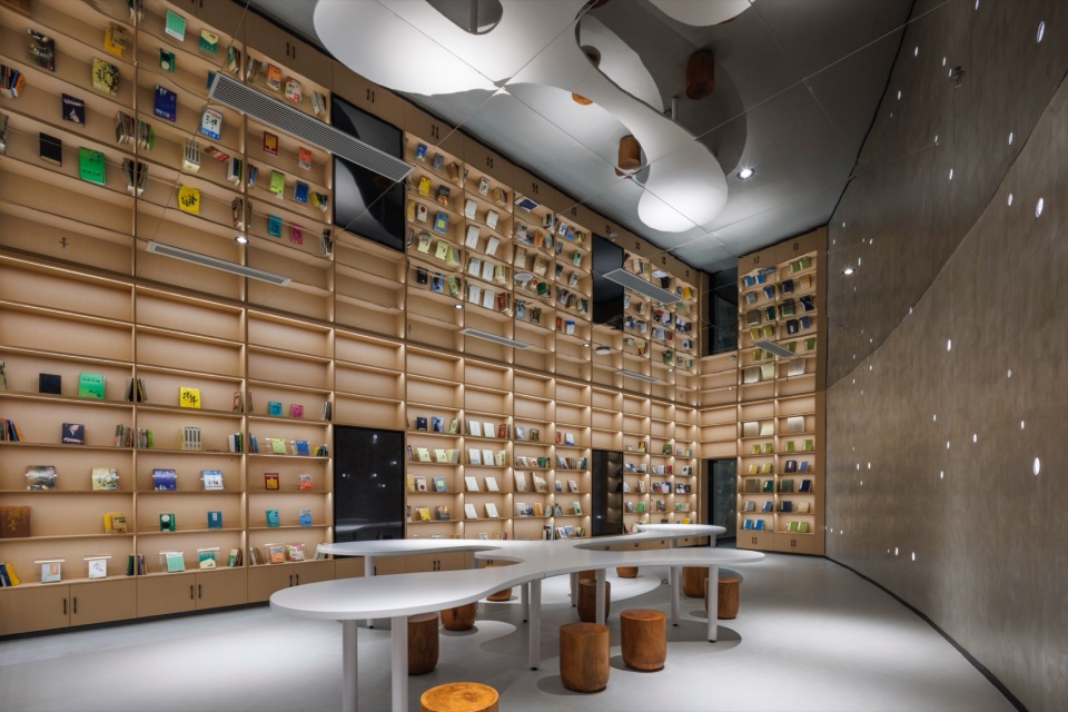 Lanke World Go Culture Exhibition Hall by TJAD