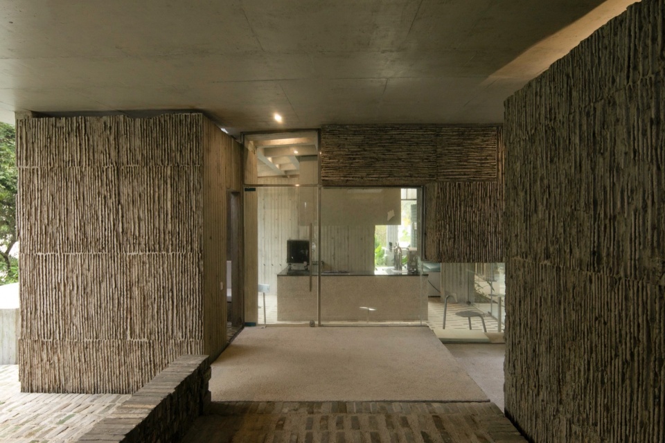 Noon Repose Pavilion by CLAB Architects