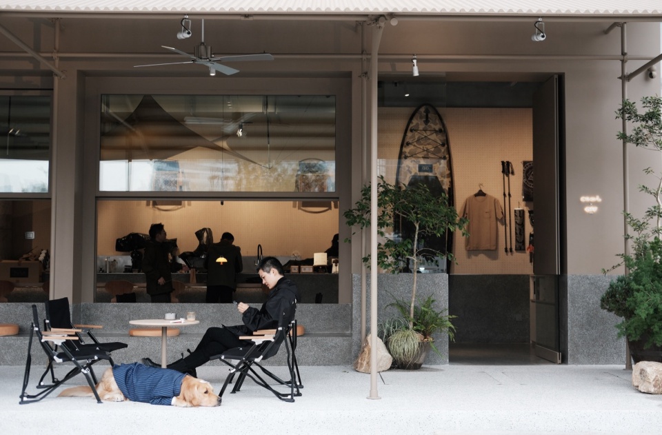 CEOL OFF in Qincheng Park by Hangzhou Guantang Interior Design Co Ltd
