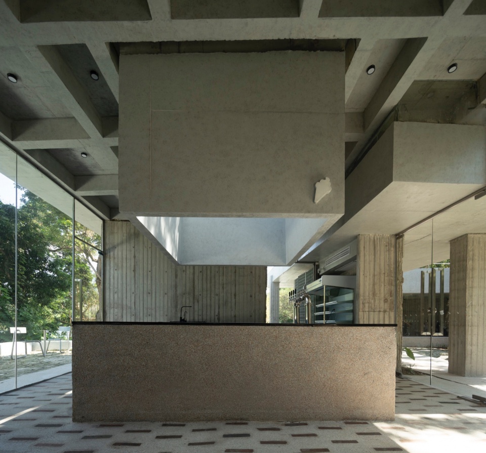 Noon Repose Pavilion by CLAB Architects