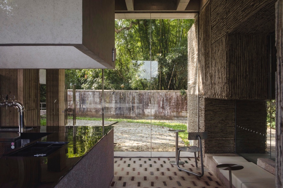 Noon Repose Pavilion by CLAB Architects