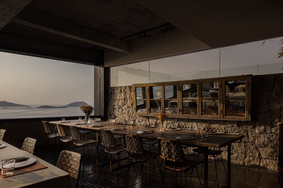 Bersure Museum Sea View Hotel by Fusion Design