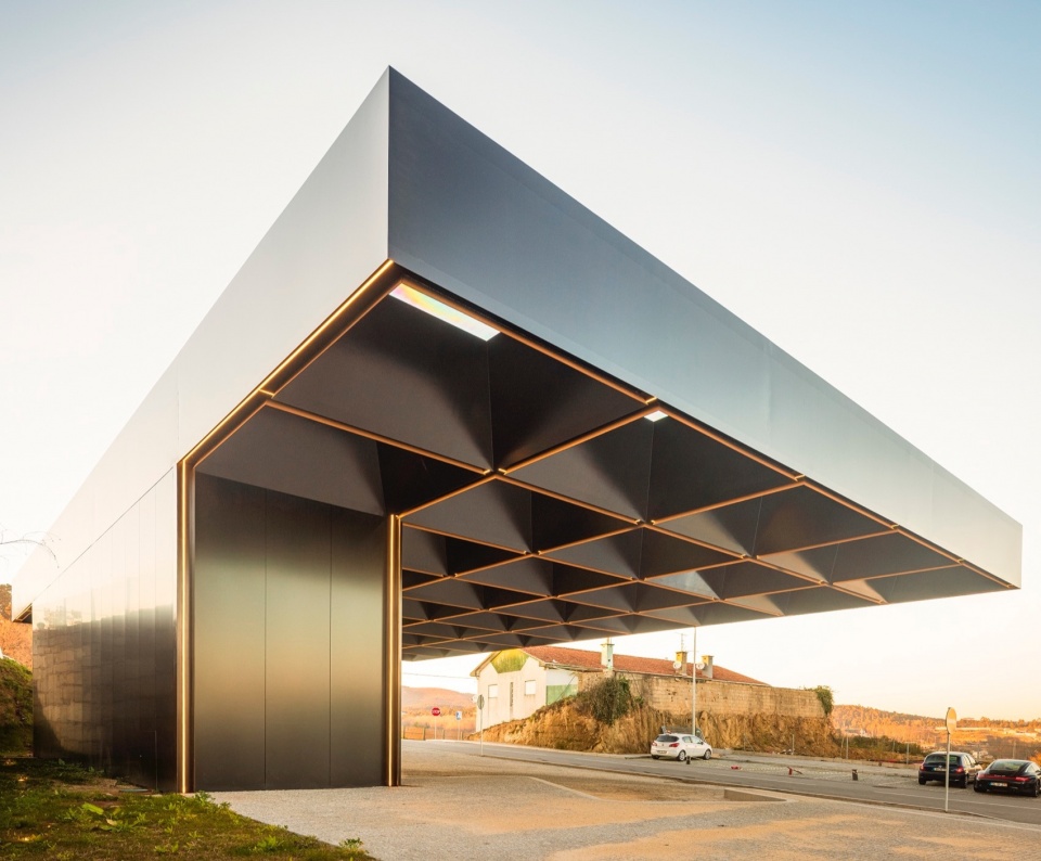 Intermodal Hub of Lousada by Spaceworkers