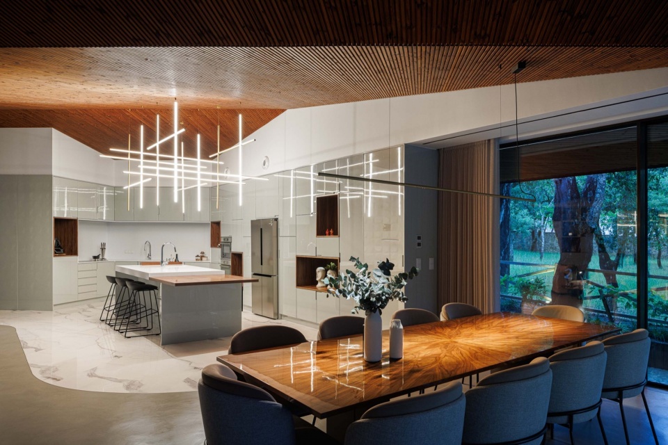 CC House by Quinta dos Carvalhos