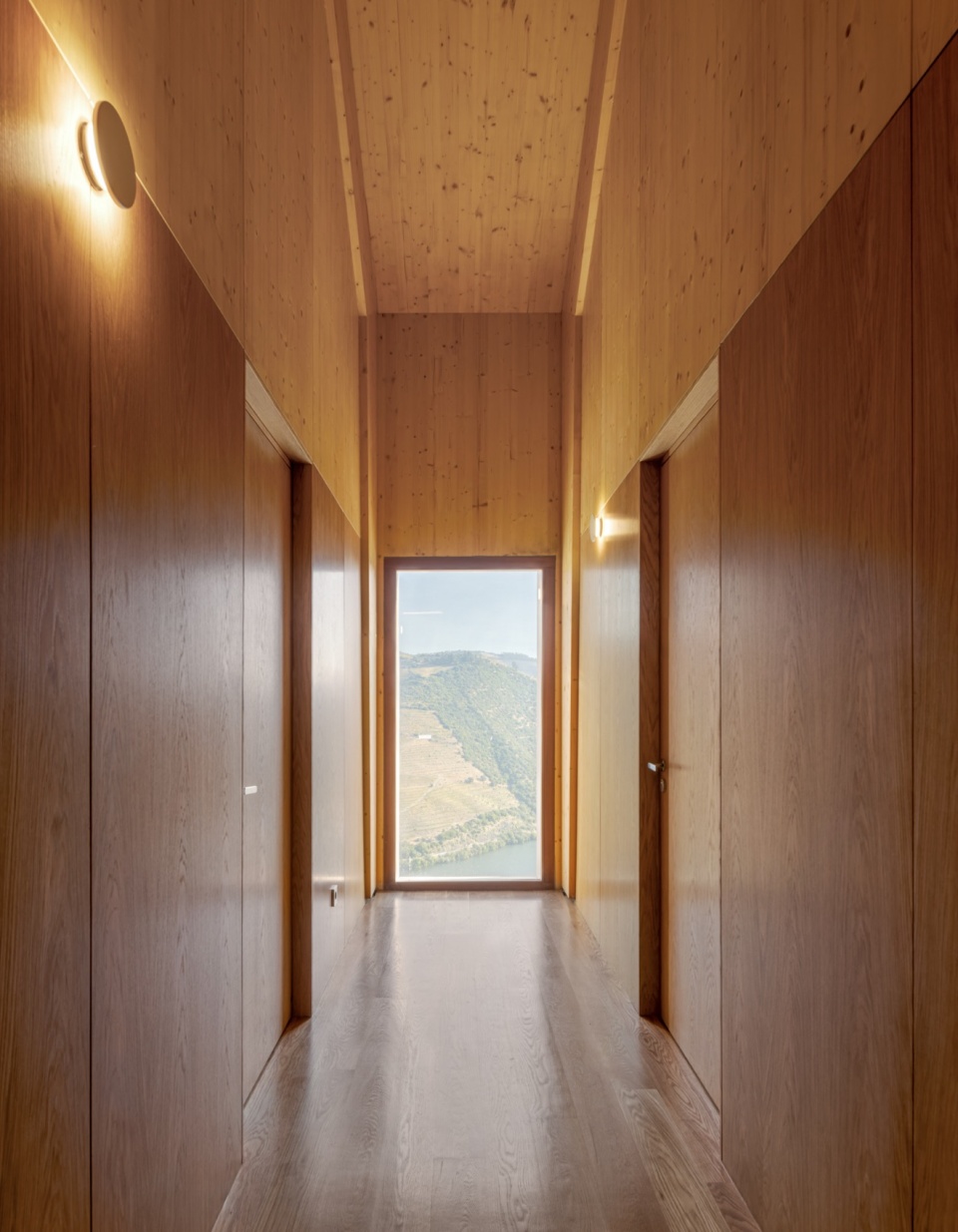 Quinta de Adorigo Winery Atelier Sergio Rebelo