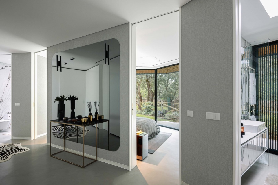 CC House by Quinta dos Carvalhos