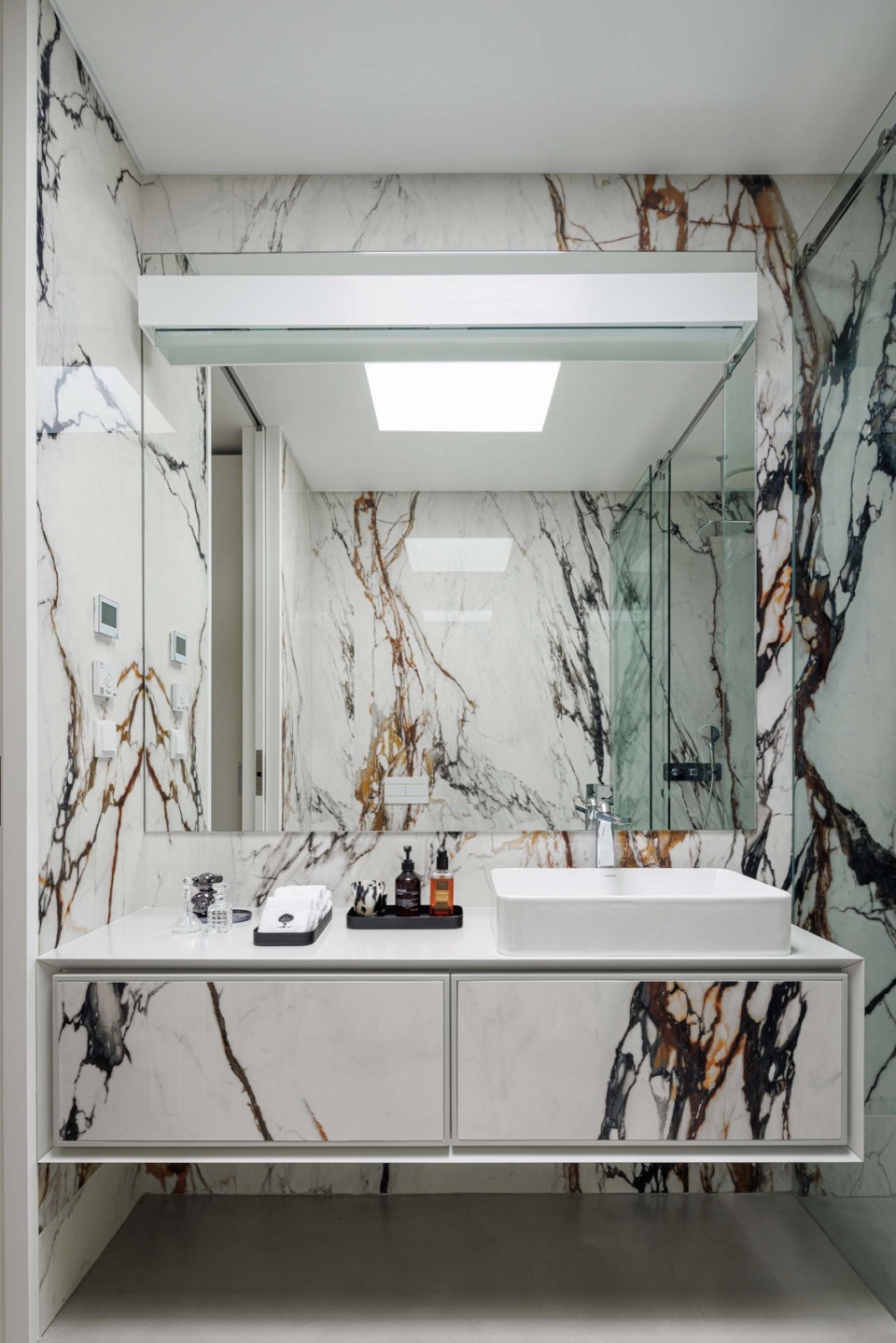CC House by Quinta dos Carvalhos