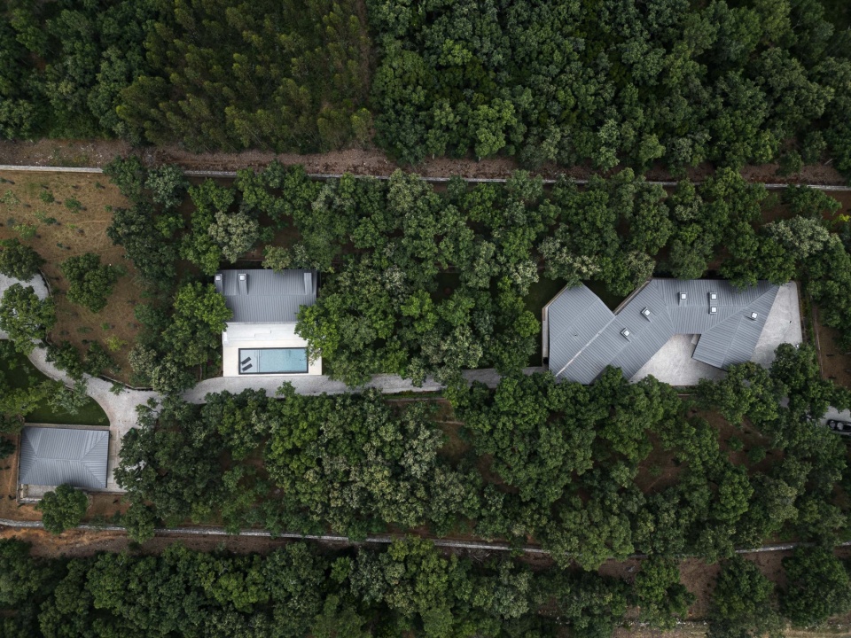 CC House by Quinta dos Carvalhos