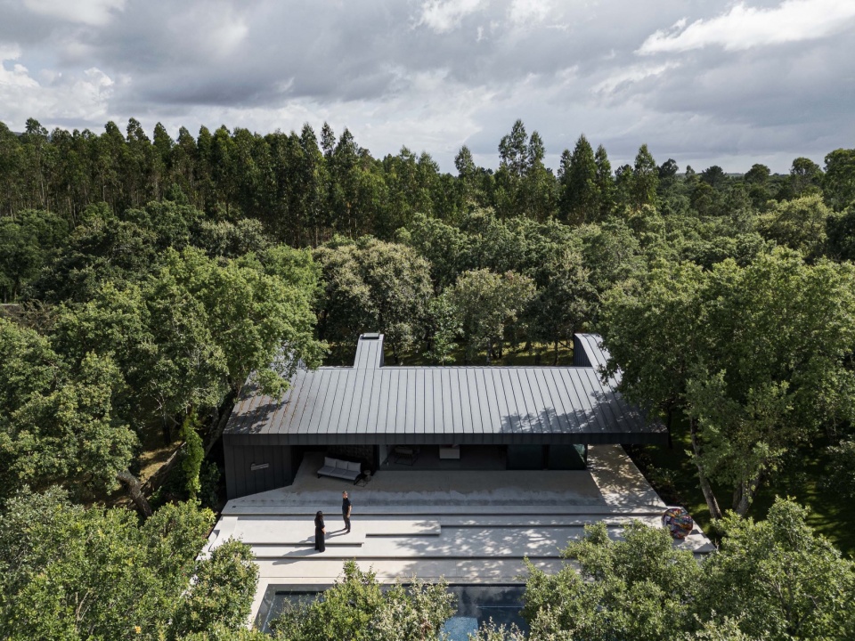 CC House by Quinta dos Carvalhos kj4
