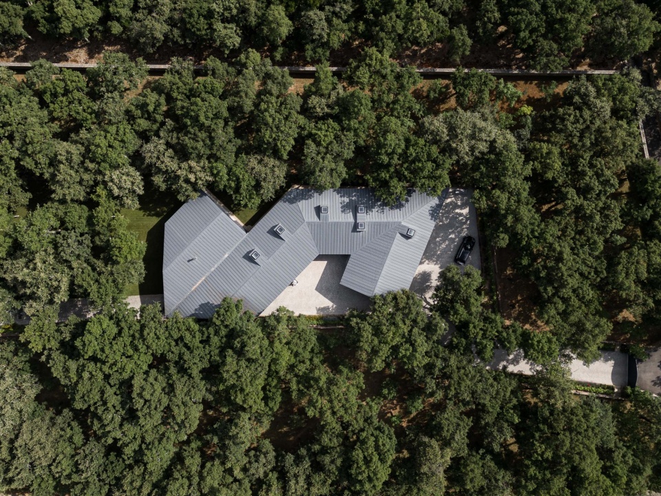 CC House by Quinta dos Carvalhos