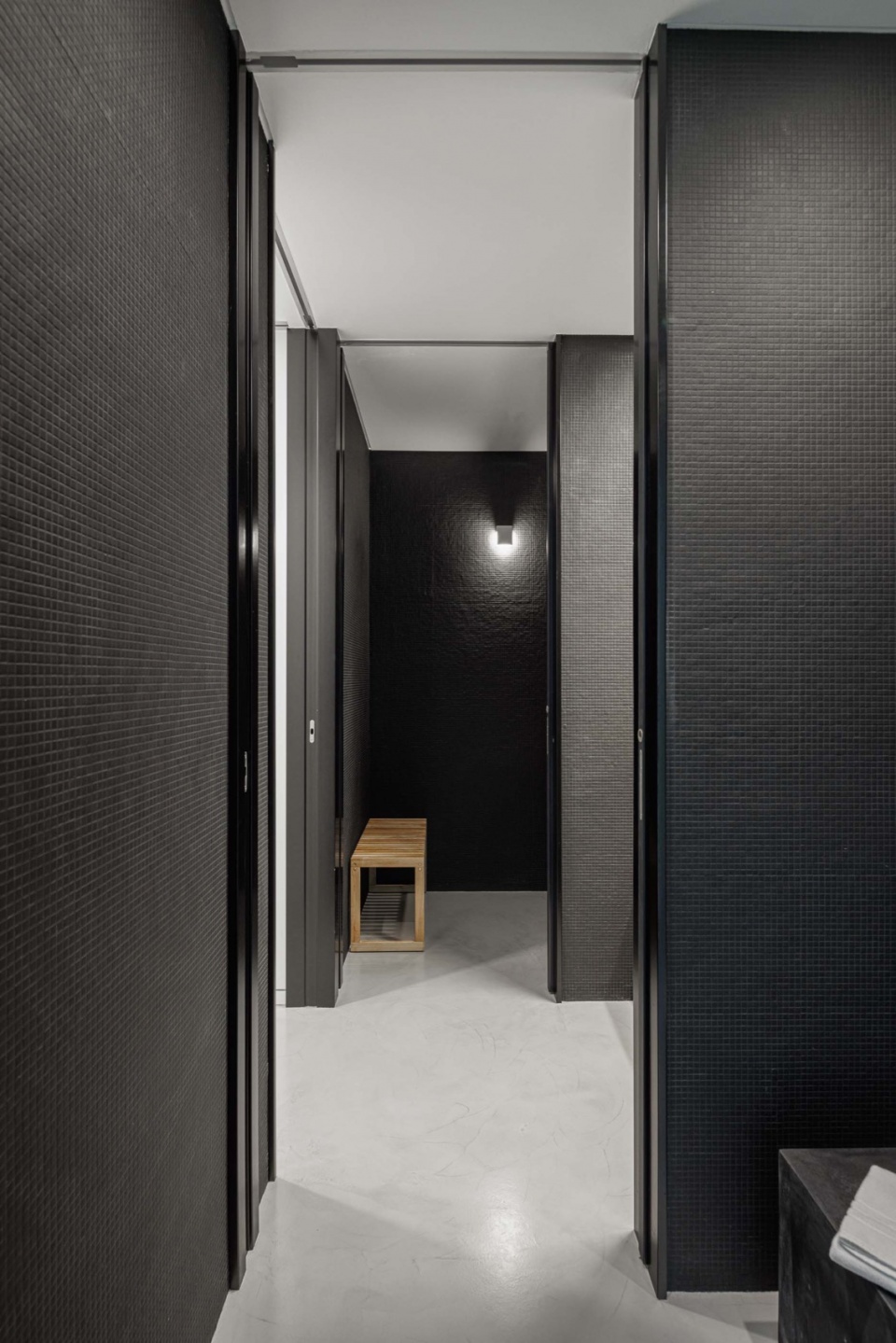 CC House by Quinta dos Carvalhos
