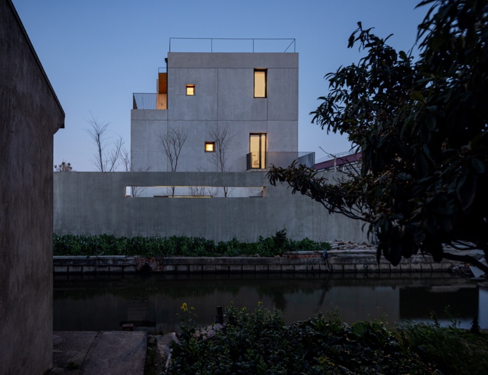 east courtyard by benzhe architecture design