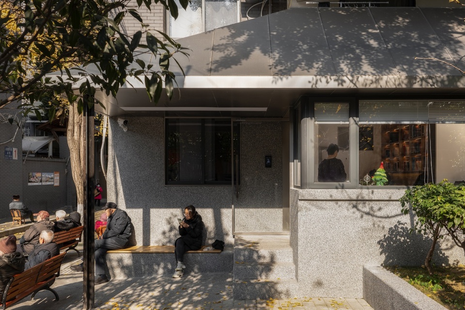 C SCHOOL