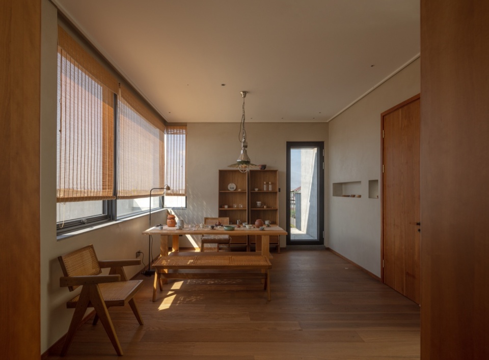 east courtyard by benzhe architecture design