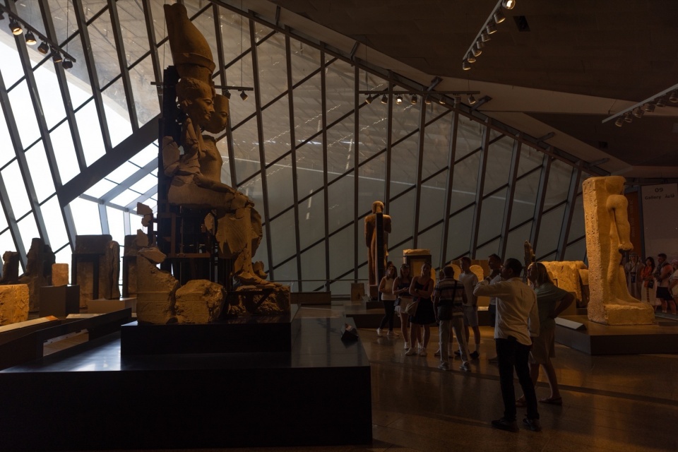 grand egyptian museum by heneghan peng architects