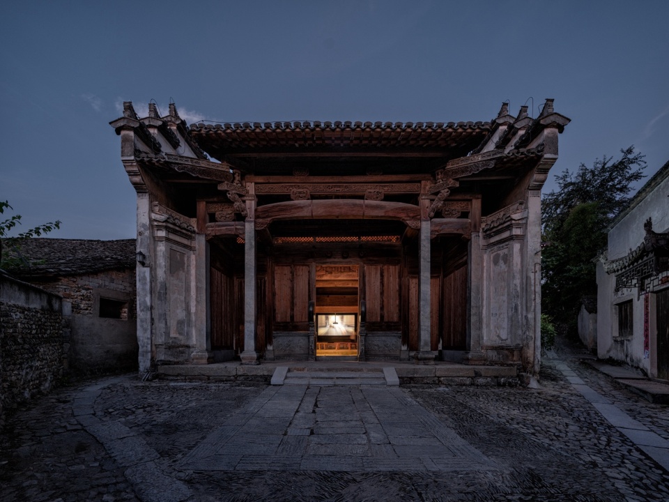 Village Cinema by Atelier Guo