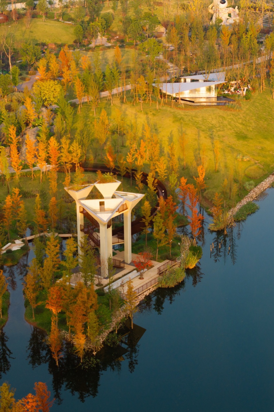 Yuantan Park at Luxeriver Chongqing by WTD GROUP