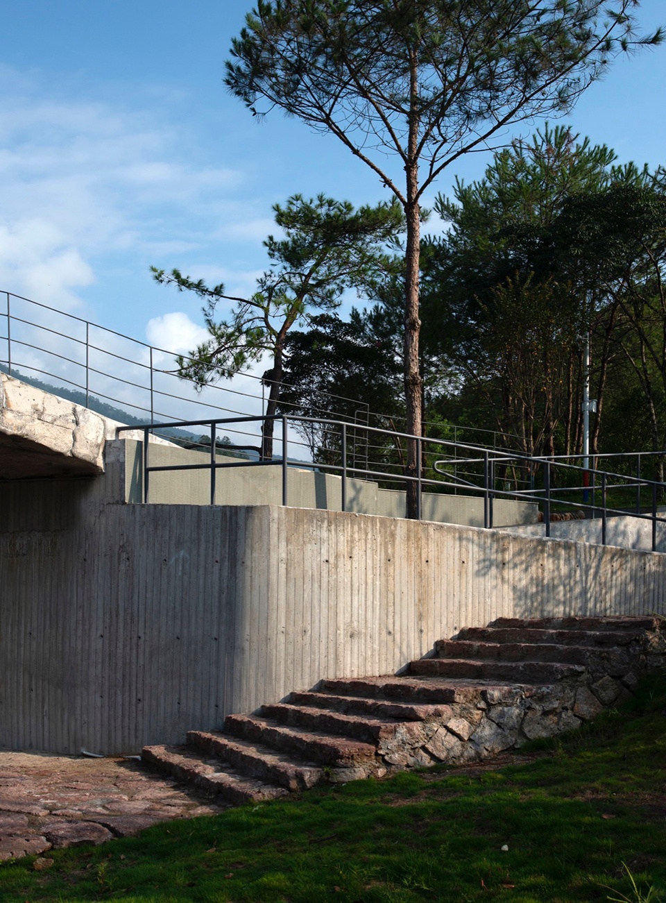 Moon Bay Waterfall Viewing Platform by CLAB Architects