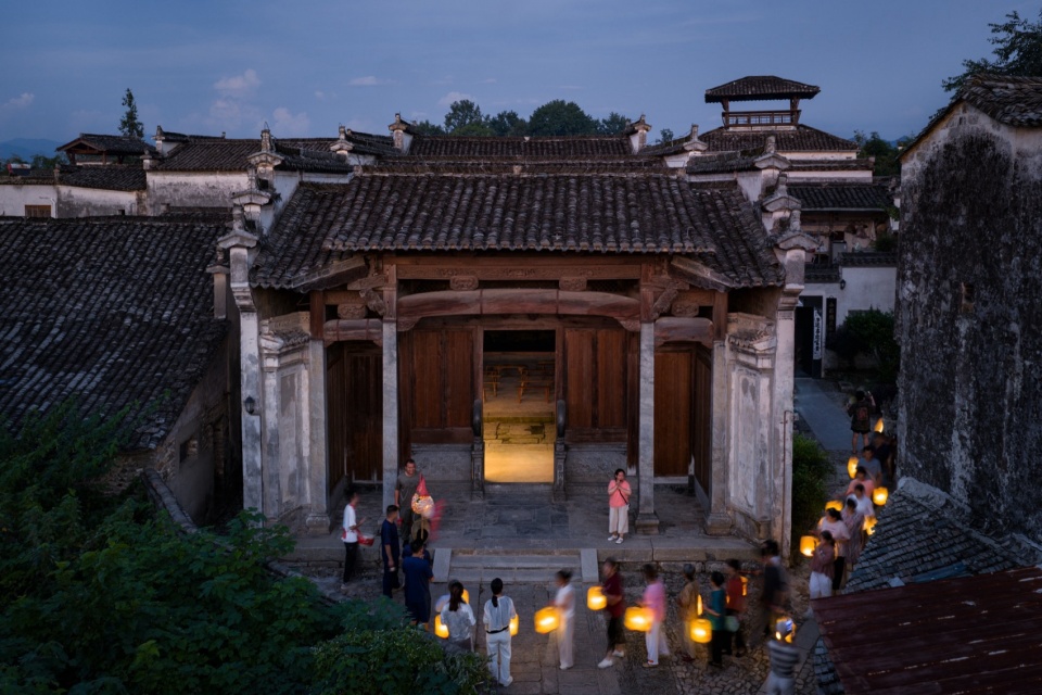 Village Cinema by Atelier Guo