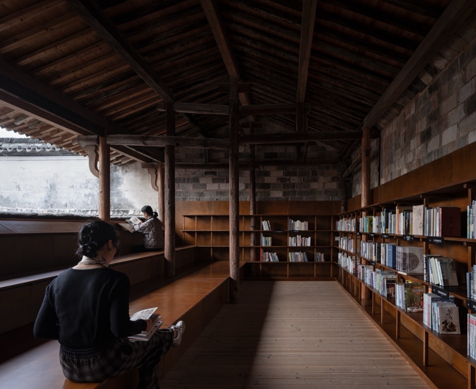 Village Cinema by Atelier Guo