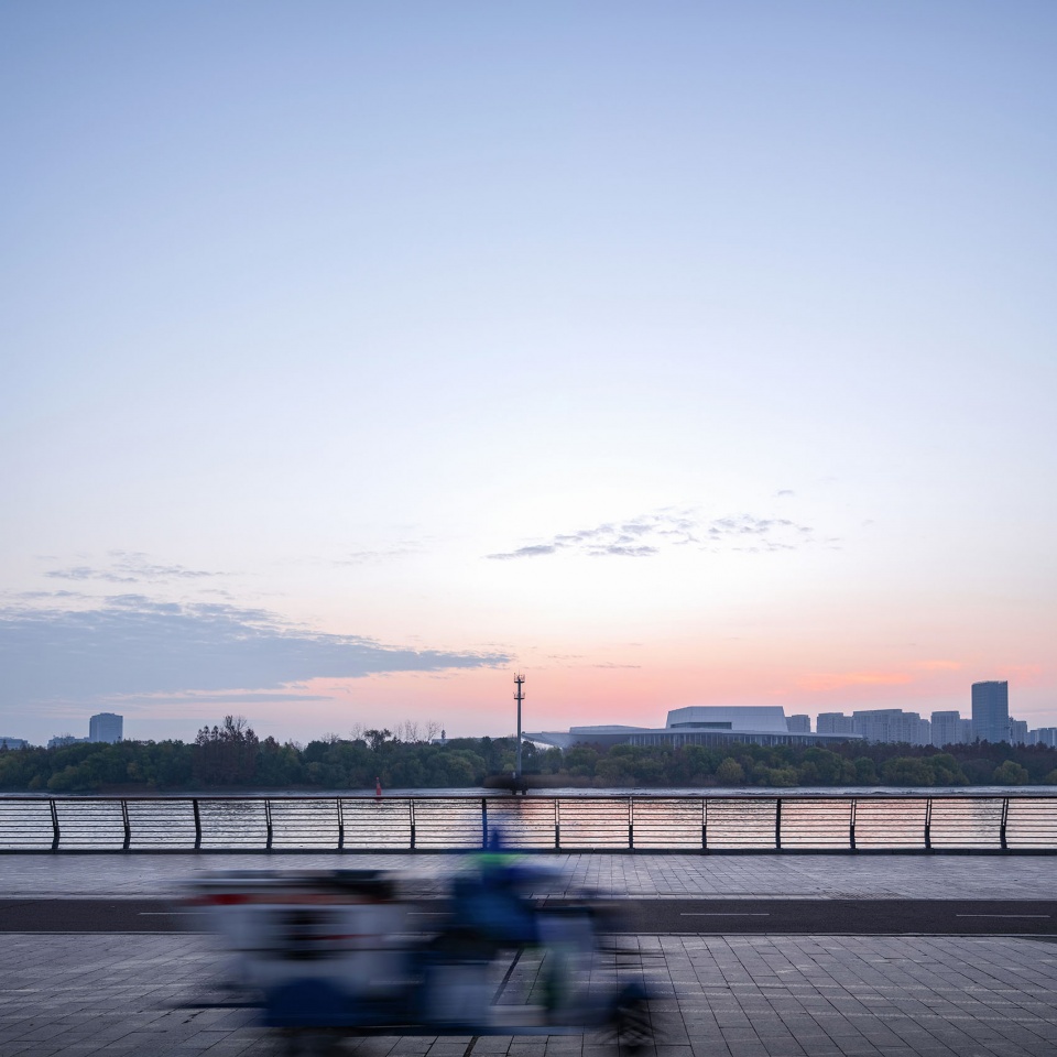Shanghai Grand Opera House Nears Completion