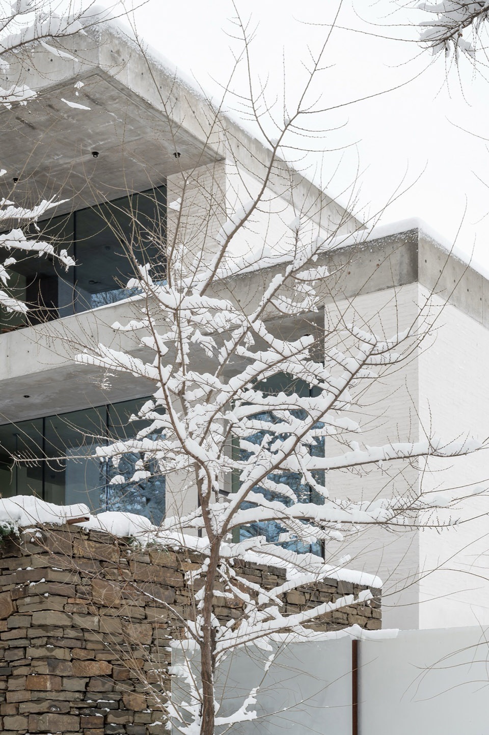 The office of architectural studio Chado by studio Chado