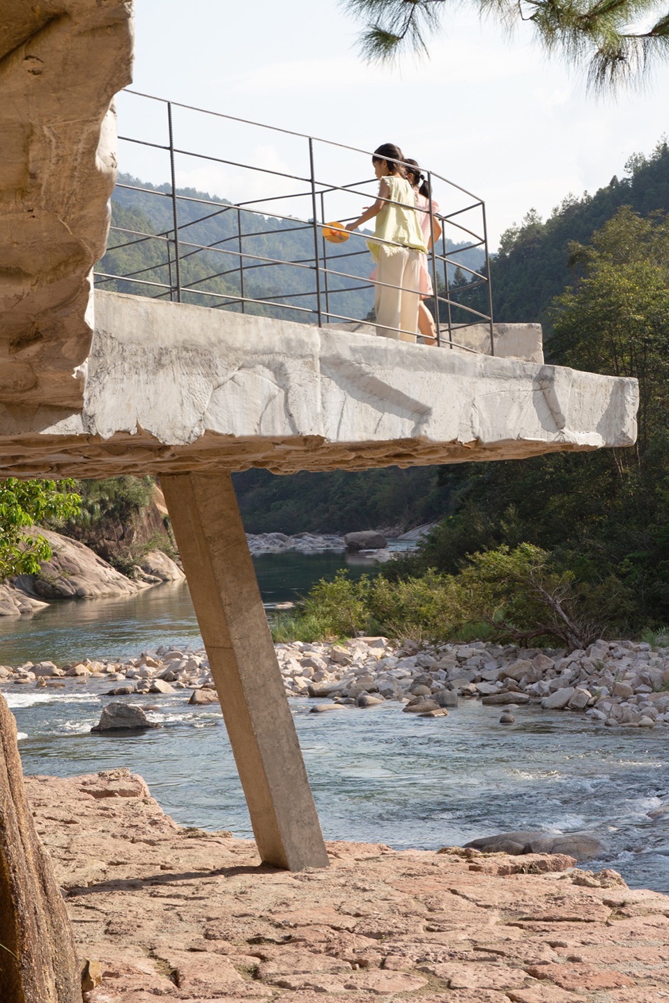 Moon Bay Waterfall Viewing Platform by CLAB Architects