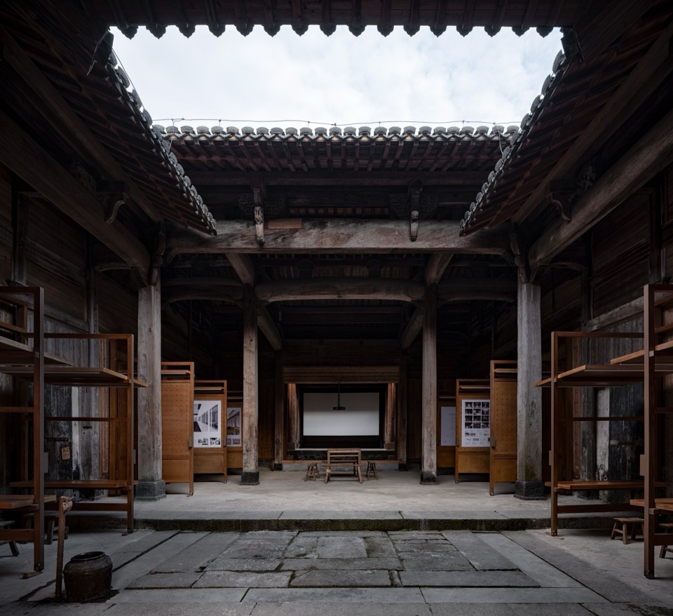 Village Cinema by Atelier Guo