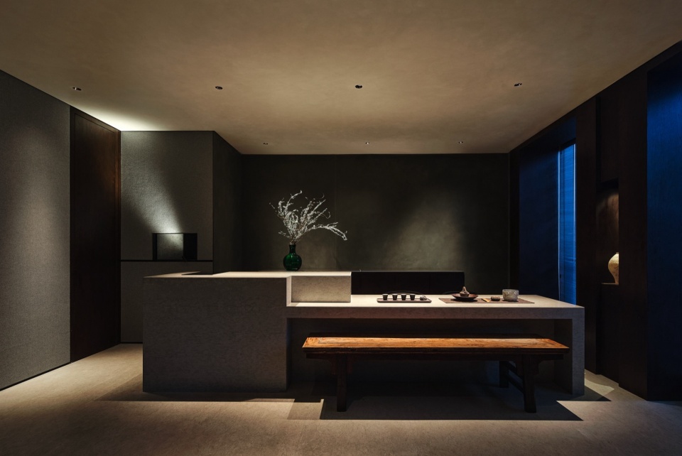 MOSS Restaurant by Studio8 Architects