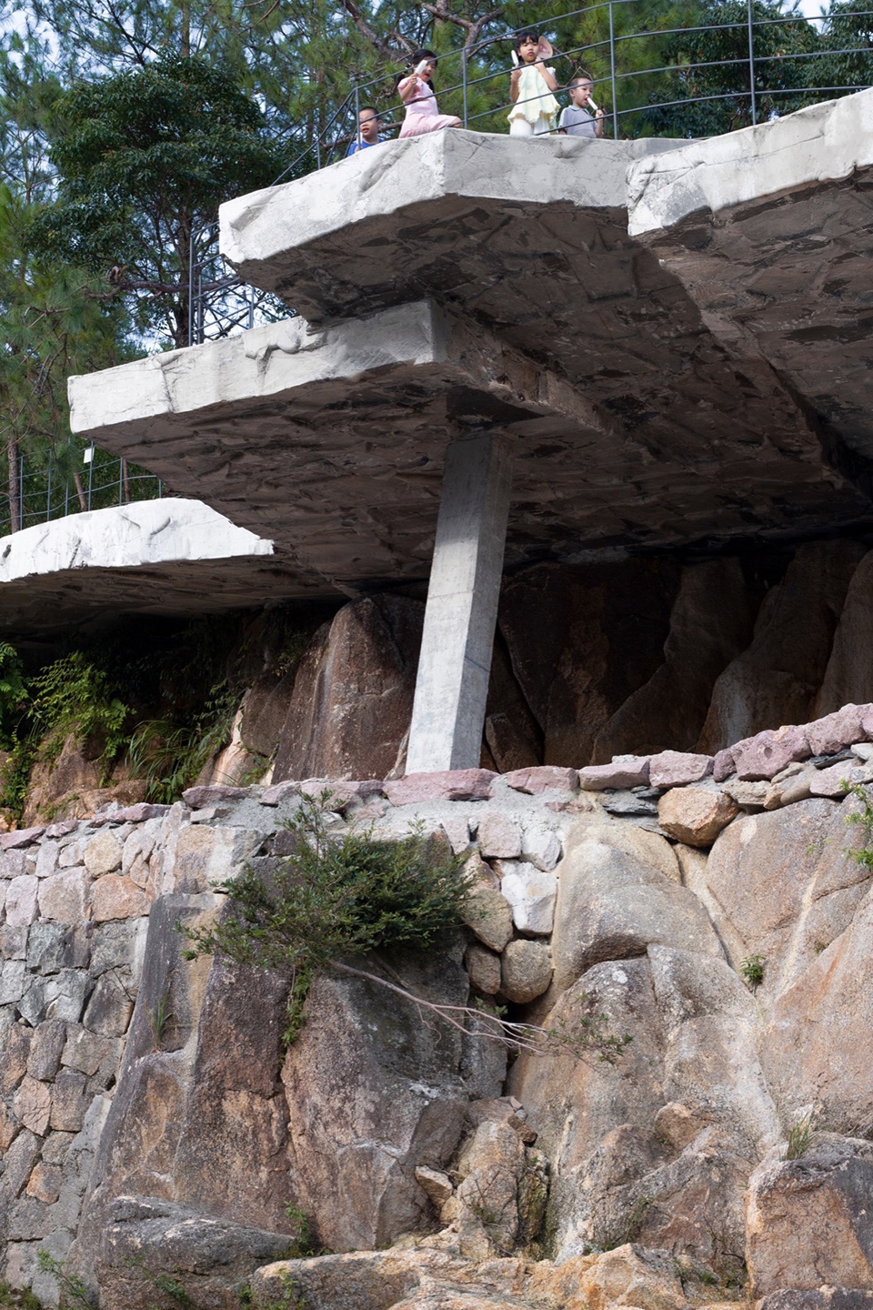 Moon Bay Waterfall Viewing Platform by CLAB Architects