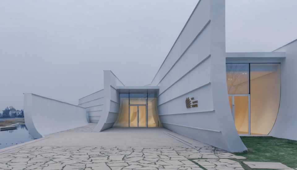 Chenhu Wetland Art Center by Trace Architecture Office